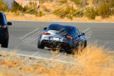 media/Nov-16-2024-Extreme Speed (Sat) [[6587d07cc4]]/Gold Group/Session 3 (The Bowl)/